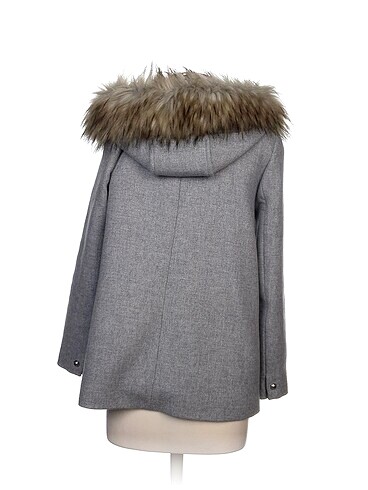 m Beden Zara Mont %70 İndirimli.