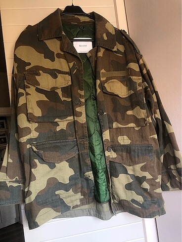Kamuflaj Bershka ceket