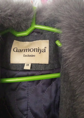 Gri Kabarık Yaka Detaylı Kaban - Görsel 3