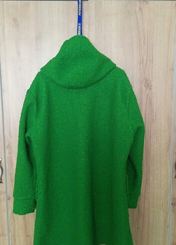 Yeşil peluş mont 