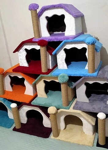 Kedi evi ve Tırmalama tahtası 