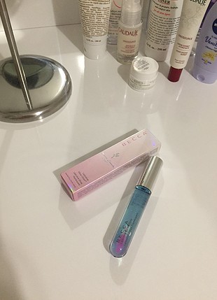 Becca Glow Gloss