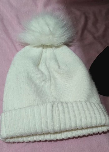 Beyaz Nakışlı Çocuk Bere - Görsel 4