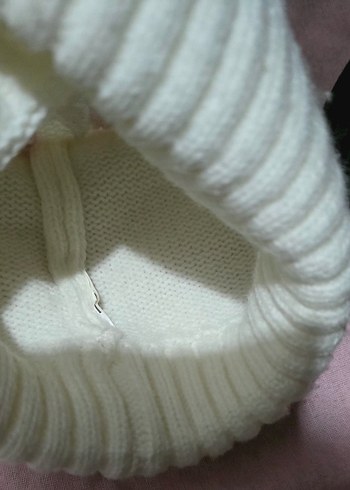 Beyaz Nakışlı Çocuk Bere - Görsel 3