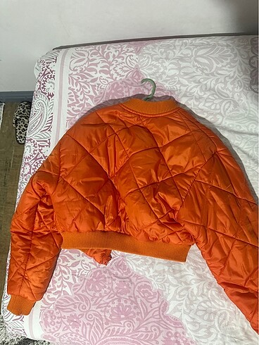 xs Beden Defacto bomber