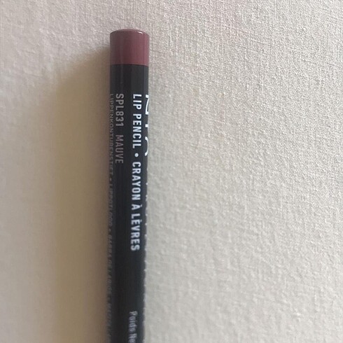  Beden NYX DUDAK KALEMİ