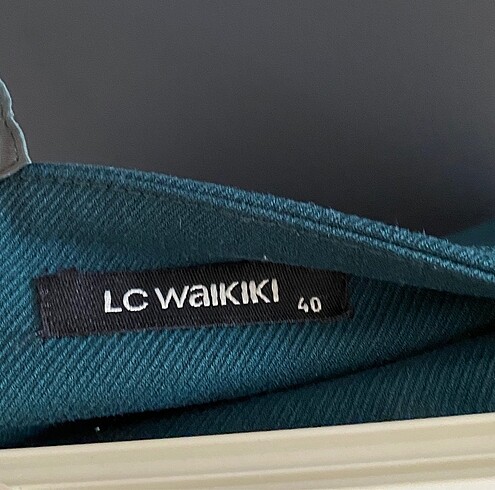 l Beden LC Waikiki Diz Altı Etek