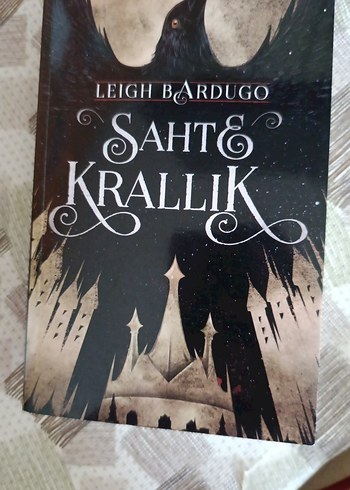 Leigh Bardugo - Saht & Krallık Romanı