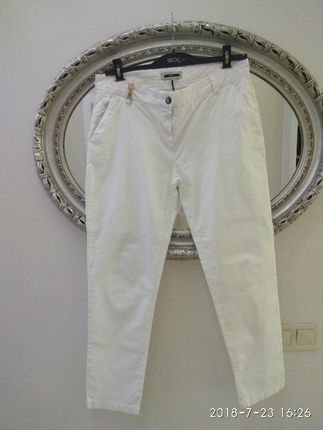 42 Beden beyaz Renk İpekyol Beyaz Pantolon