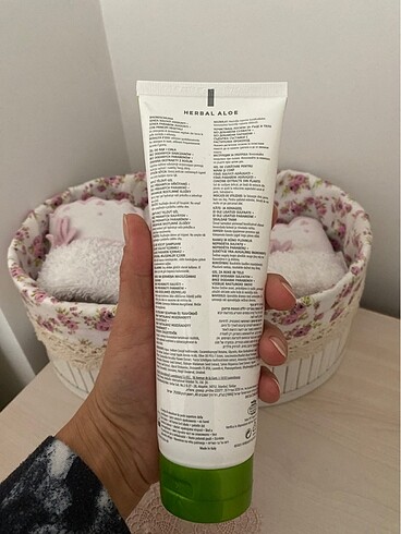 Beden Renk Herbalife Duş jeli