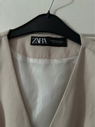 Zara Zara yelek