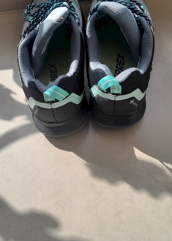 su geçirmez adidas terrex ayakkabı - Görsel 4