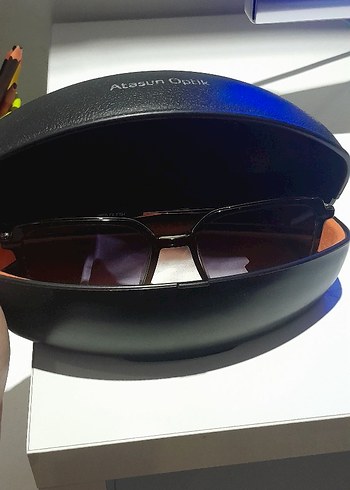 Şeffaf Gri Minimalist Kadın Güneş Gözlüğü - Görsel 5