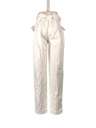 32 Beden Bershka Jean / Kot %70 İndirimli.