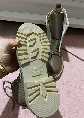 Bej krem Deri Bağcıklı Kadın Bot postal - Görsel 3