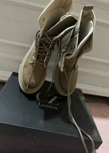 Bej krem Deri Bağcıklı Kadın Bot postal - Görsel 4