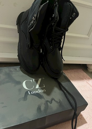 Siyah Deri Gotik Stiletto Topuklu Kadın Bot postal - Görsel 5