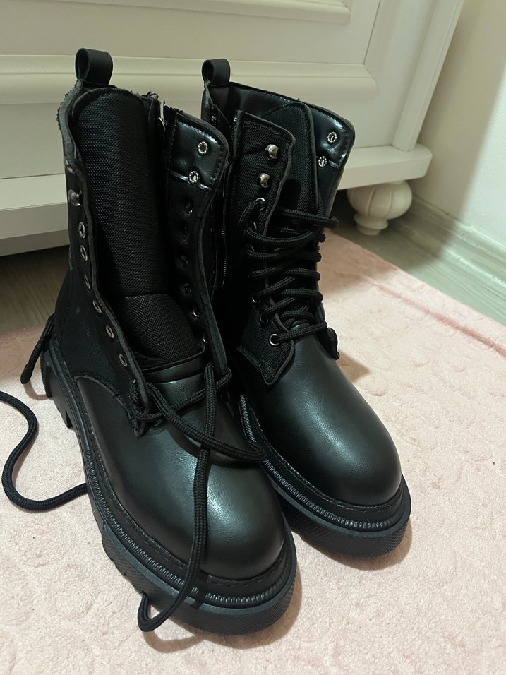 Siyah Deri Gotik Stiletto Topuklu Kadın Bot postal - Görsel 4