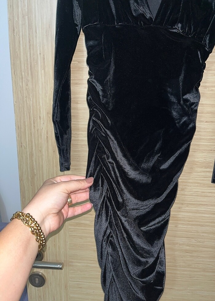 Kadife siyah elbise - Görsel 5
