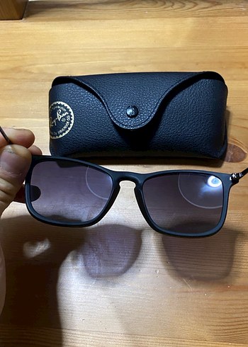 Ray Ban