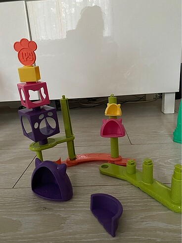 Littlest Pet shop