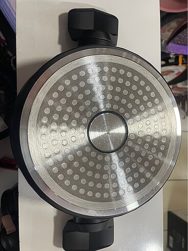 Beden siyah Renk Karaca bio diamond 24 cm silikon kapaklı tencere