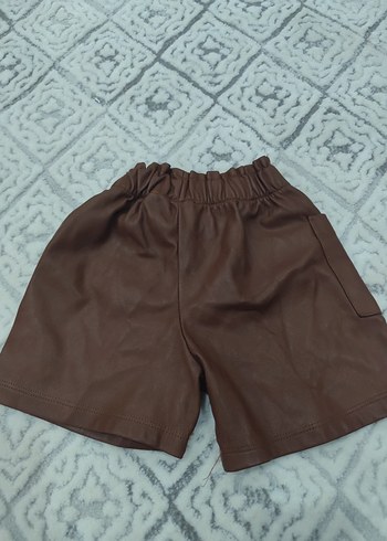 Düğmeli Kahverengi Deri Kız Şortu - Görsel 2