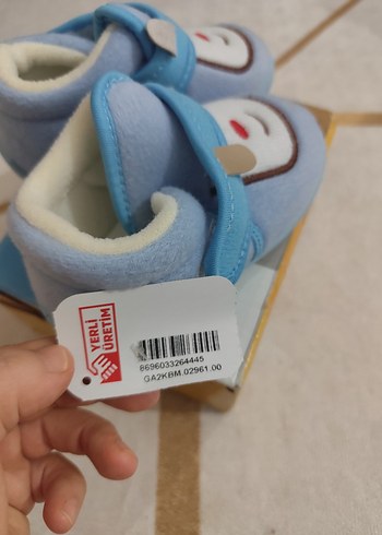 Mavi Nakışlı Erkek Bebek İlk Adım Ayakkabısı - Görsel 2