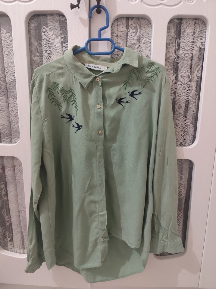 Nakışlı Yeşil Uzun Kollu Gömlek - Görsel 3