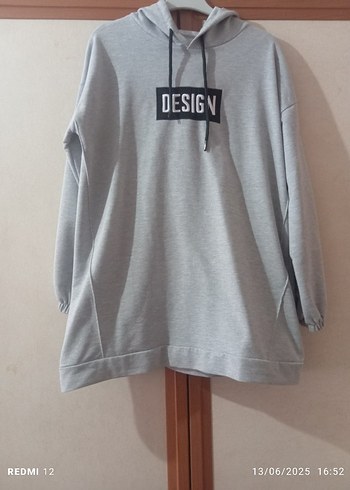 Gri Kapüşonlu Uzun Kollu Sweatshirt
