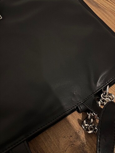 Bershka büyük siyah çanta - Görsel 5