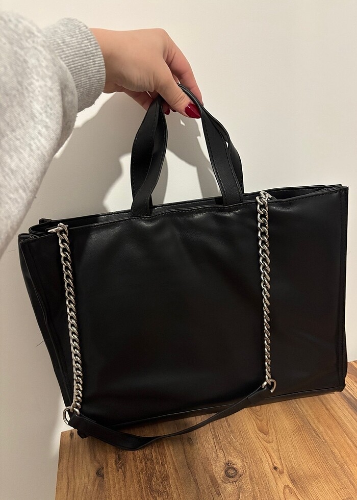 Bershka büyük siyah çanta - Görsel 3