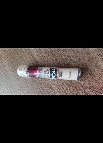 Maybelline eraser neutralizer