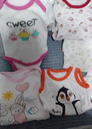 Renkli Baskılı Kısa uzun kollu karışık bady - Görsel 3