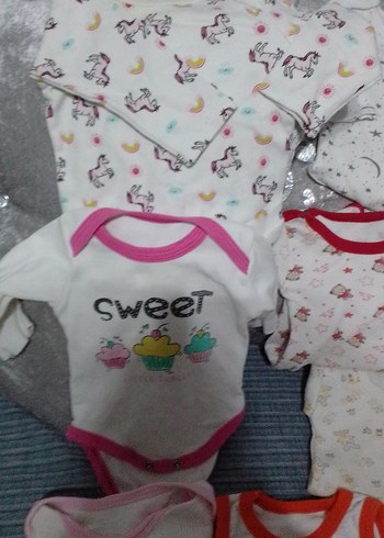 Renkli Baskılı Kısa uzun kollu karışık bady - Görsel 2