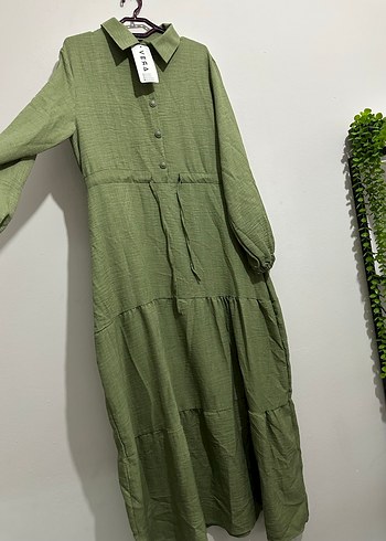 Haki tesettür elbise - Görsel 4