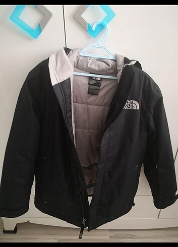 9 Yaş Beden Orjinal North Face erkek çocuk mont