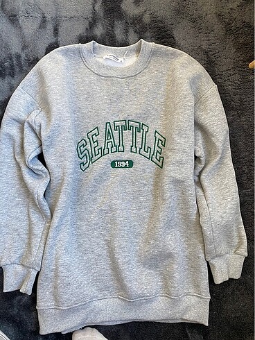 Bershka Sweatshirt