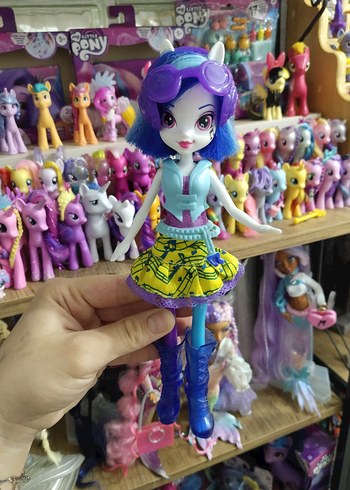 equestria girls my little pony DJ