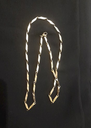 Altın Renk Zincir Detaylı Kadın Kolye - Görsel 3