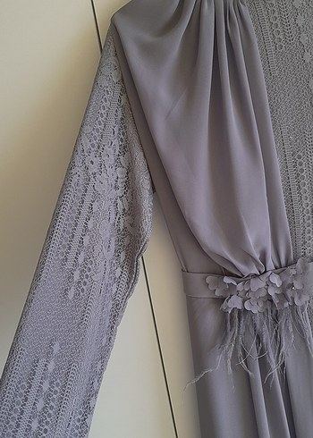 Gri Dantel Saten Abiye - Görsel 8