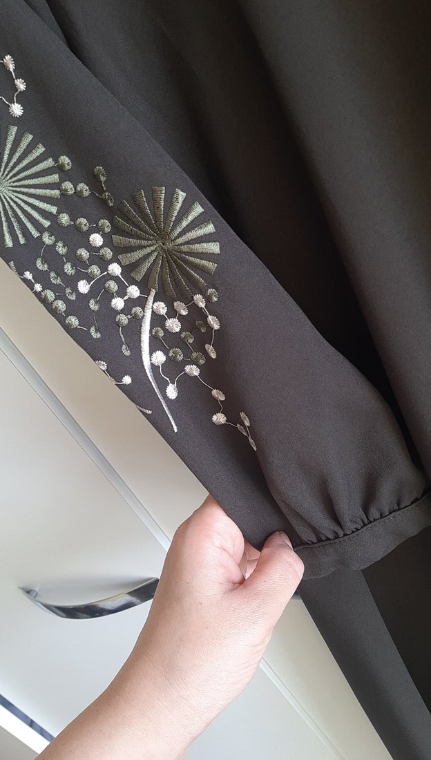 Nakışlı Haki Uzun Kollu Uzun Elbise - Görsel 3