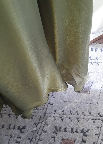 Uzun Kollu, Yüksek Yakalı Haki Uzun Elbise - Görsel 3