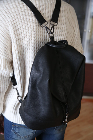 l Beden siyah Renk Sırt çantası siyah deri