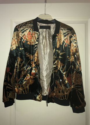 Zara sweatshirt 