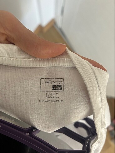 13-14 Yaş Beden Defacto Tshirt