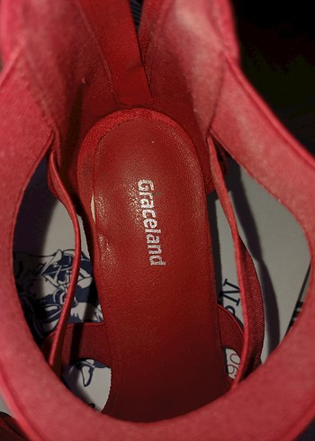 kırmızı topuklu - Görsel 2