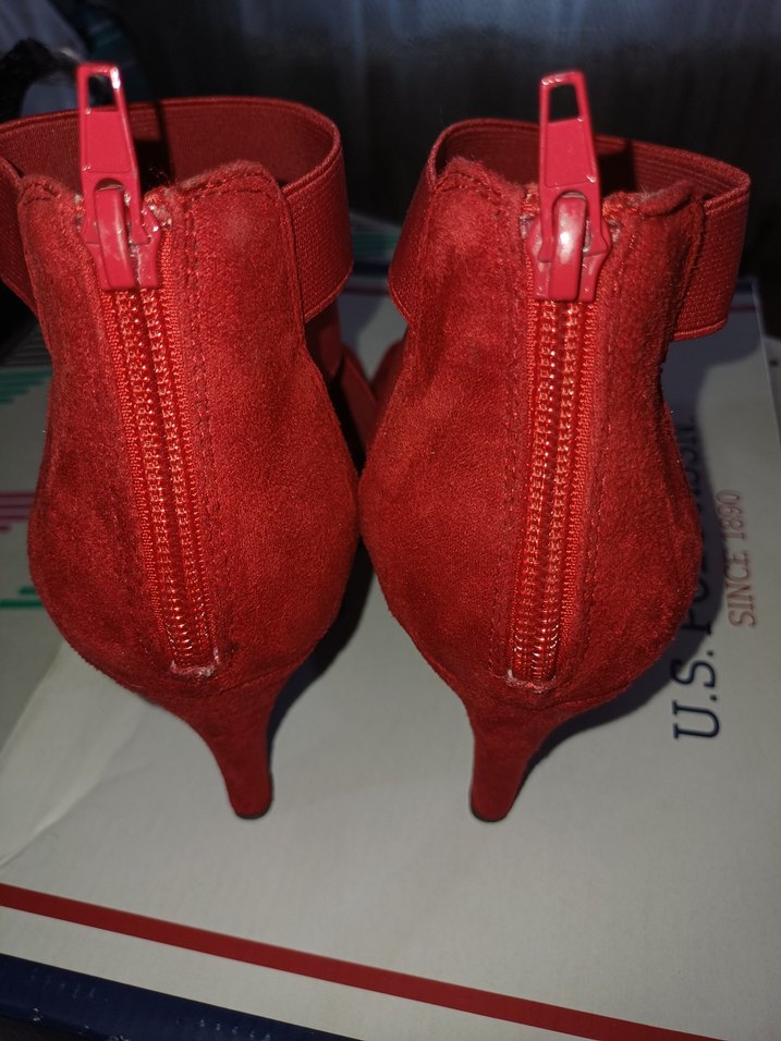 kırmızı topuklu - Görsel 3