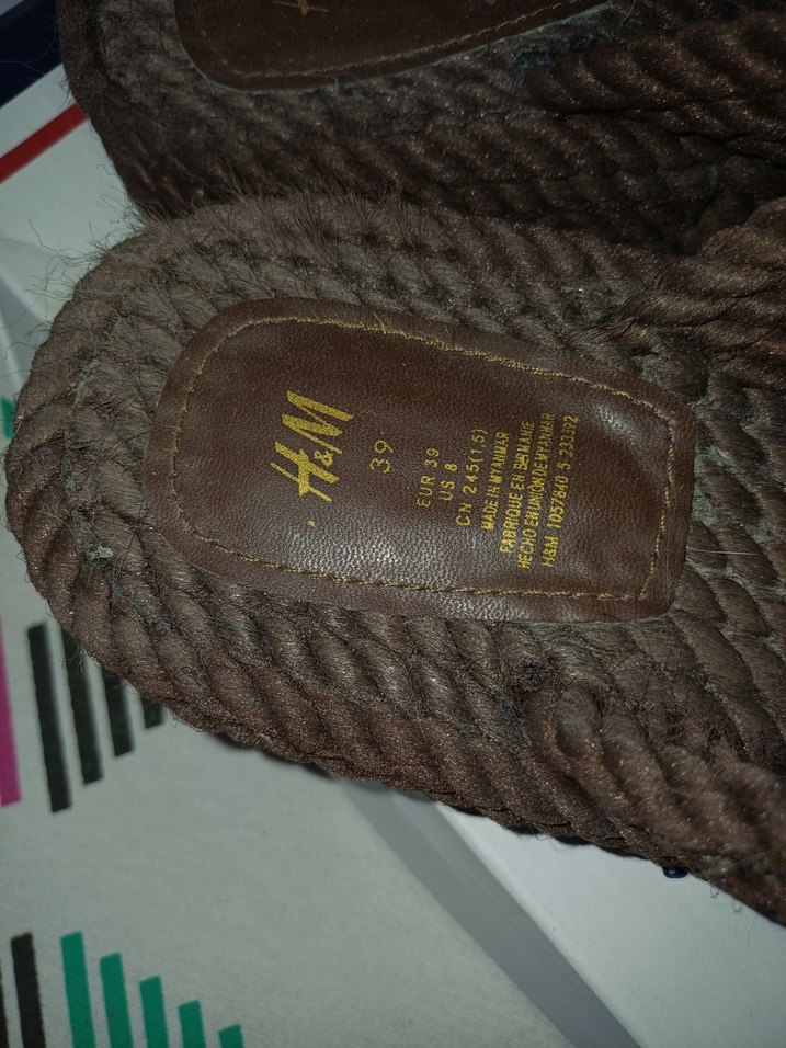 HM Marka Kahverengi Örgü Kadın  Terlik - Görsel 2