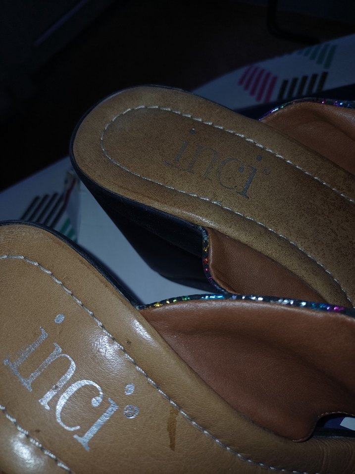 Renkli  Desenli Dolgu Topuklu Terlik - Görsel 2